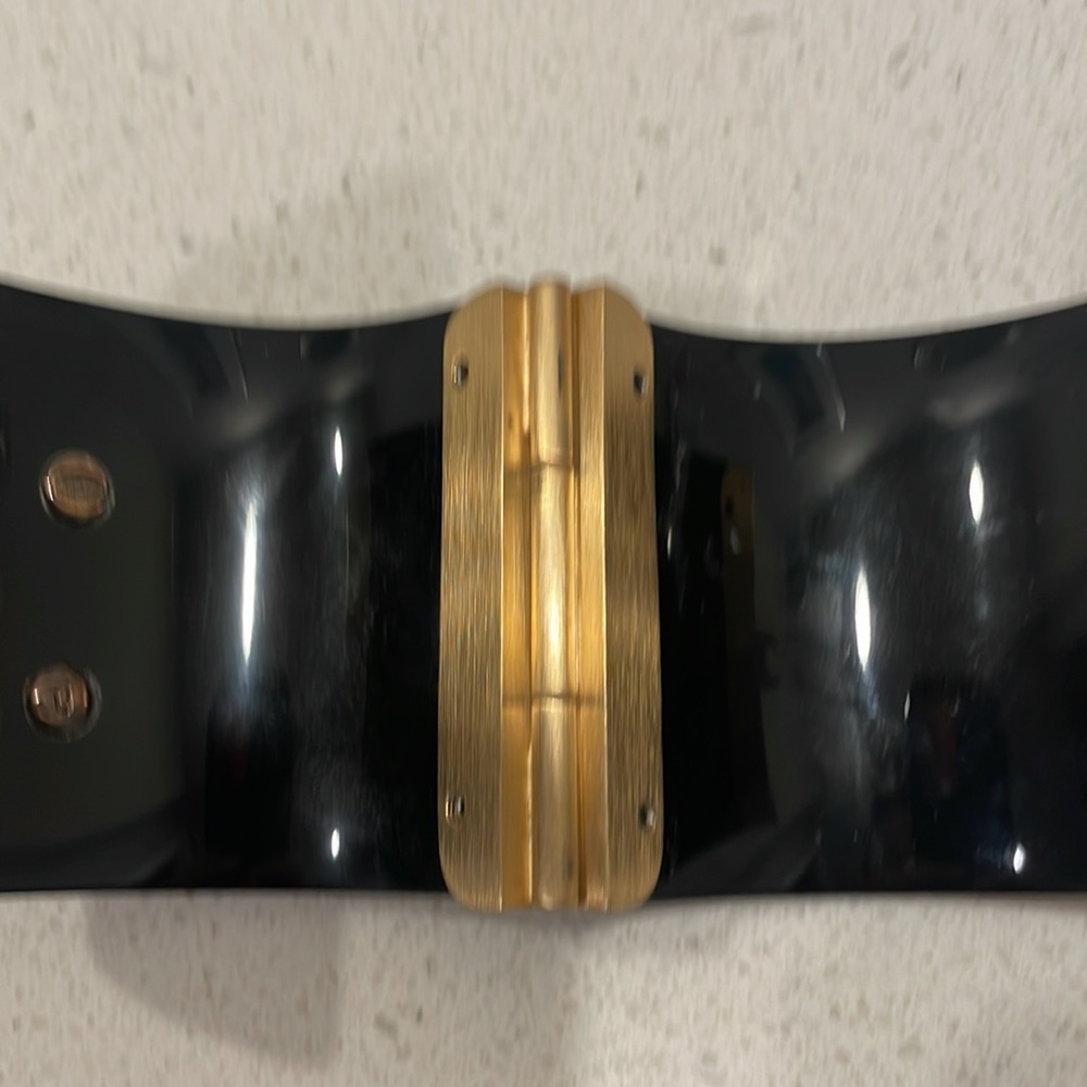 Authentic Chanel cuff - Picture 7 of 12